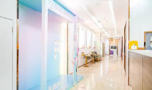 合肥壹加壹美容醫(yī)院過道