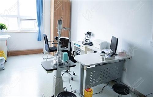 如何預(yù)約張青蔚醫(yī)生？