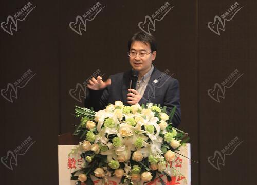 羅恩醫(yī)生簡介：為什么他的號這么難約？