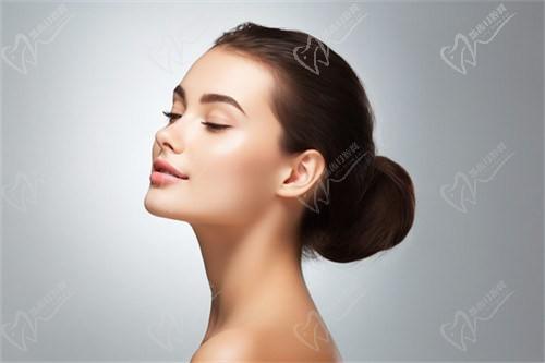 重慶星榮整形屬于高端檔次正規(guī)3級醫(yī)院！星榮靠實力上榜，不是渠道醫(yī)院喲